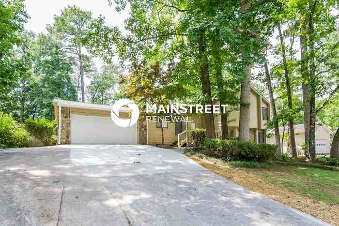 6834 Springwood Dr - Photo 5 of 17