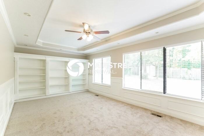 6834 Springwood Dr - Photo 5 of 17