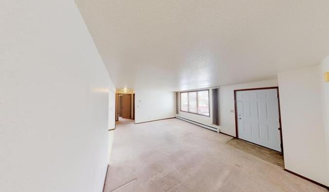 1208 24th St Nw #4 - Photo 4 of 12
