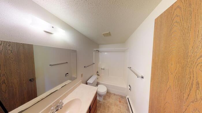 1208 24th St Nw #4 - Photo 5 of 12