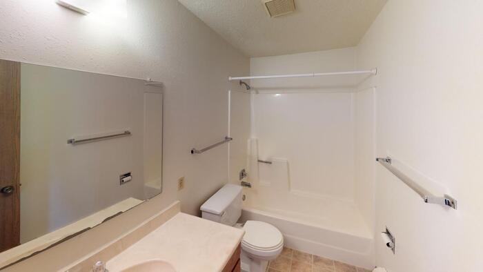 1208 24th St Nw #4 - Photo 7 of 12