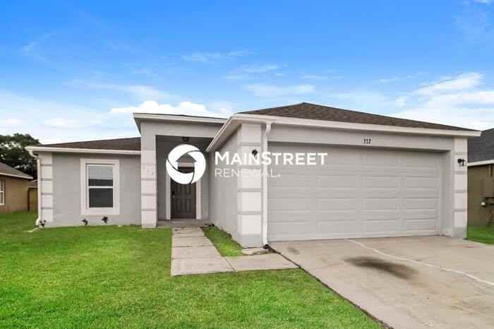 372 Breezeway Dr