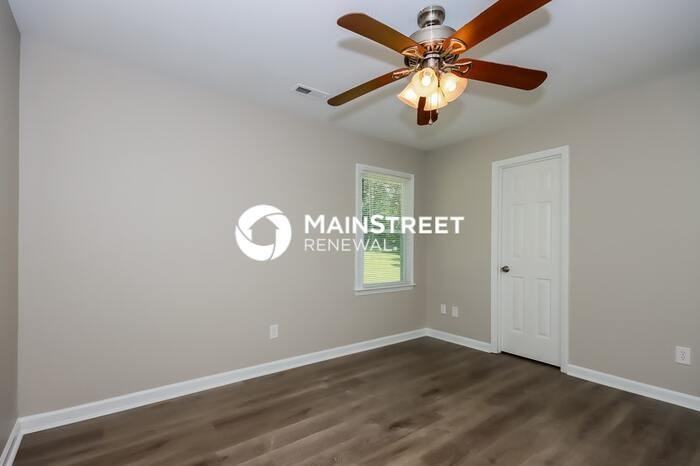 145 Hickory Creek Dr - Photo 7 of 16