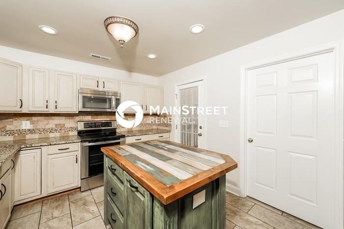 55 Riley Rd - Photo 4 of 16
