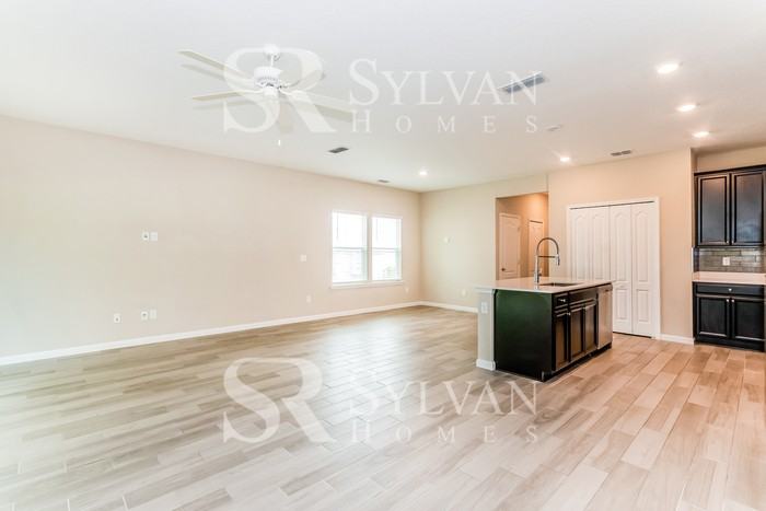 10382 Benson Lake Dr - Photo 3 of 16