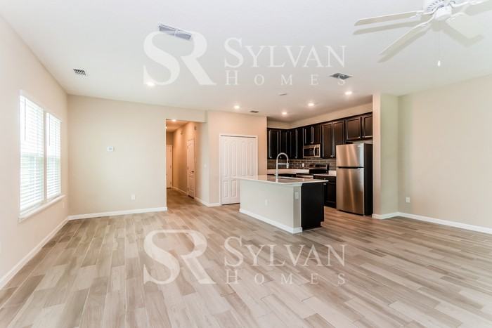 10382 Benson Lake Dr - Photo 4 of 16