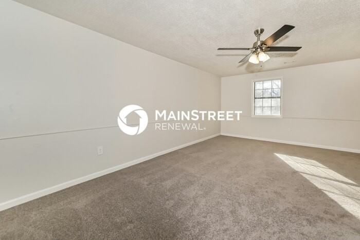 5817 Whisper Wood Rd - Photo 6 of 16