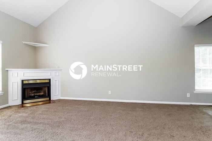 10721 Waycross Ave - Photo 5 of 15