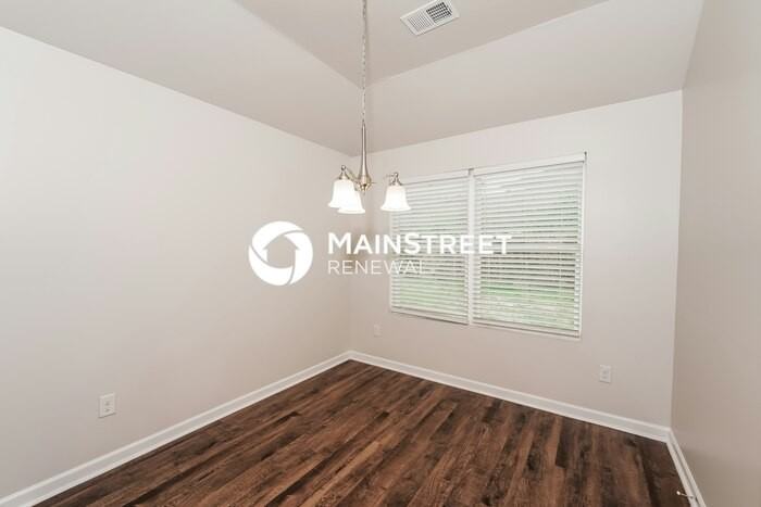 461 Woodland Trl - Photo 5 of 17