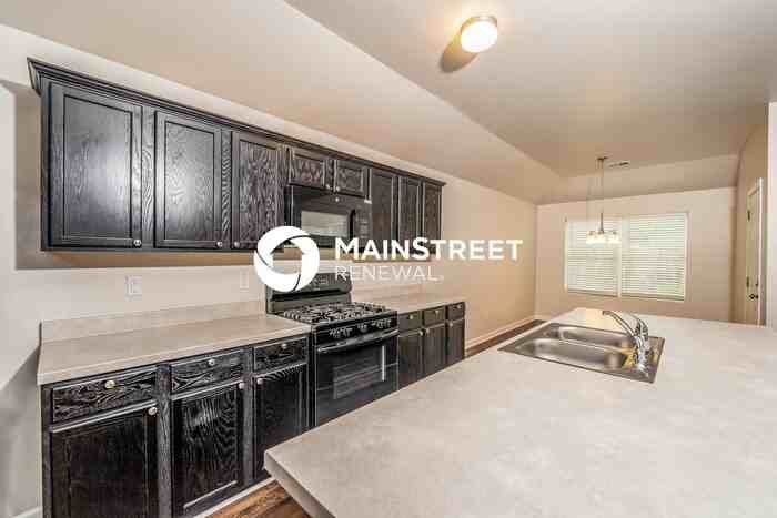 461 Woodland Trl - Photo 7 of 17