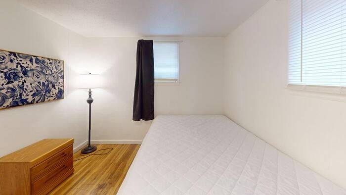 723 N 10th St #2 - Photo 4 of 8