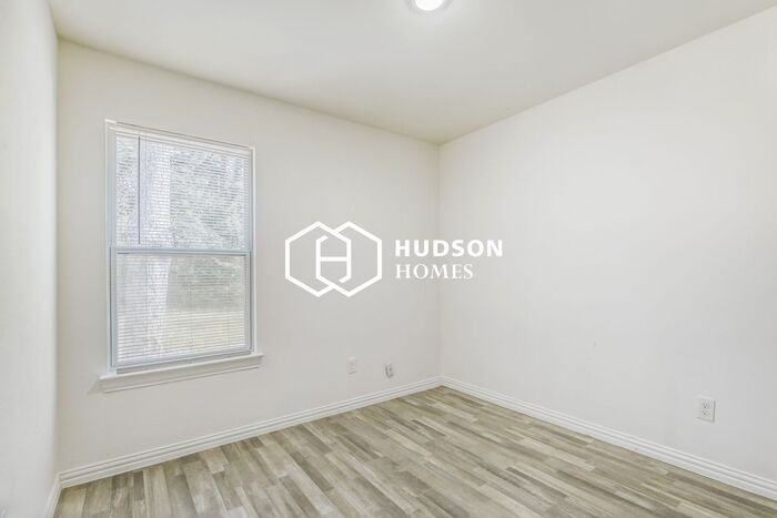 1605 E Morphy St - Photo 7 of 14