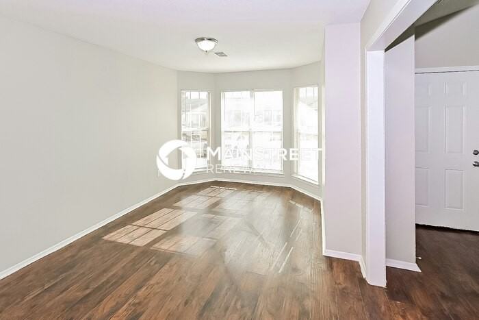 10256 Palmer Dr - Photo 5 of 16