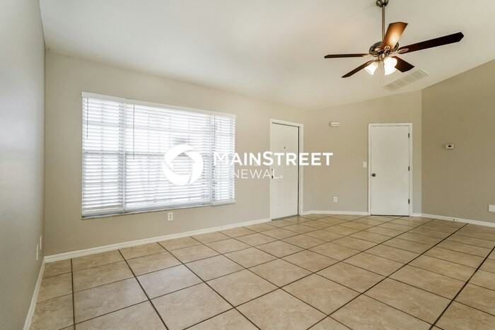 1314 Sw 33rd St - Photo 2 of 16