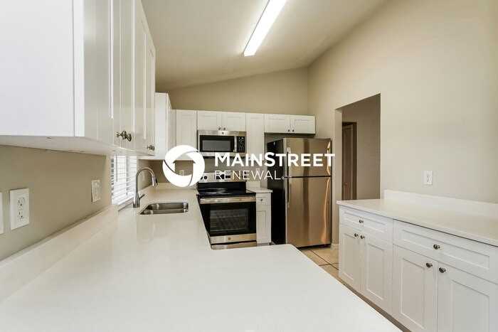 1314 Sw 33rd St - Photo 7 of 16