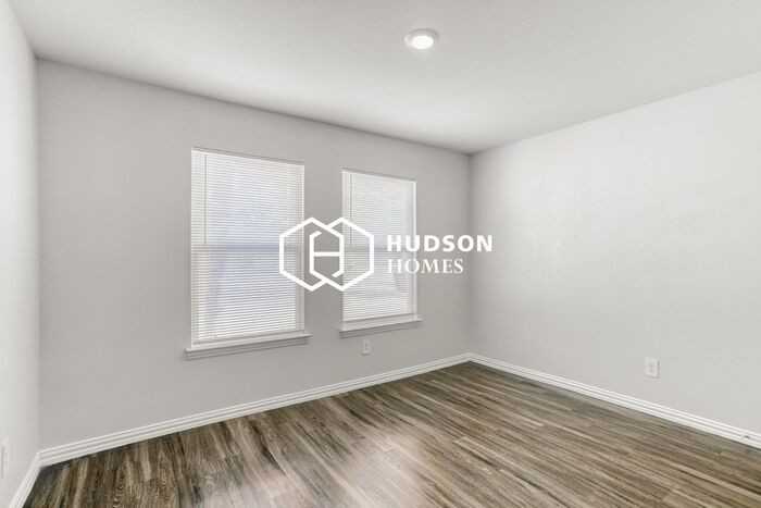 140 Loon Bay Dr - Photo 7 of 14