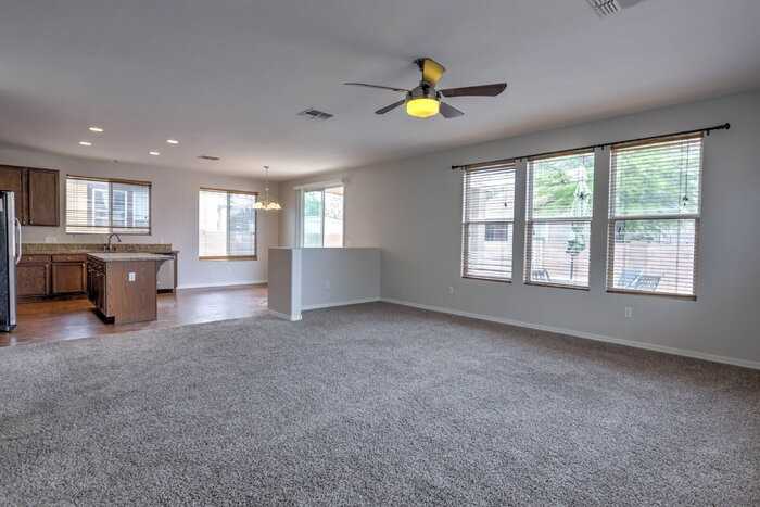 232 W Calle La Bolita - Photo 4 of 37