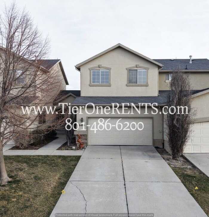 2001 W 2175 N