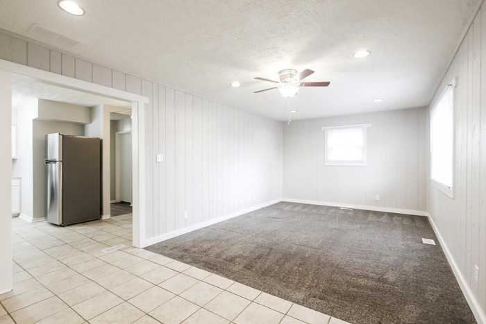 8849 Kathleen St - Photo 3 of 10