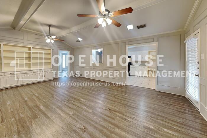 4105 Prospect Ln - Photo 5 of 26