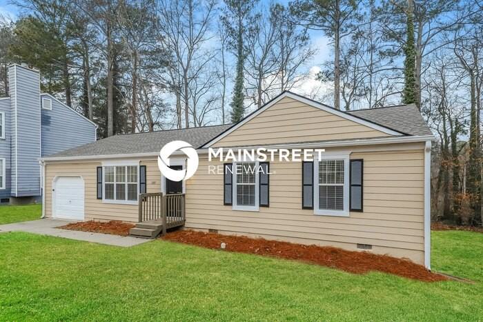 1357 Ling Dr - Photo 2 of 17