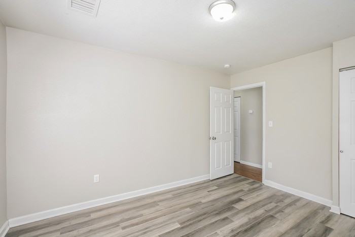 1016 Wellspring Dr - Photo 5 of 10