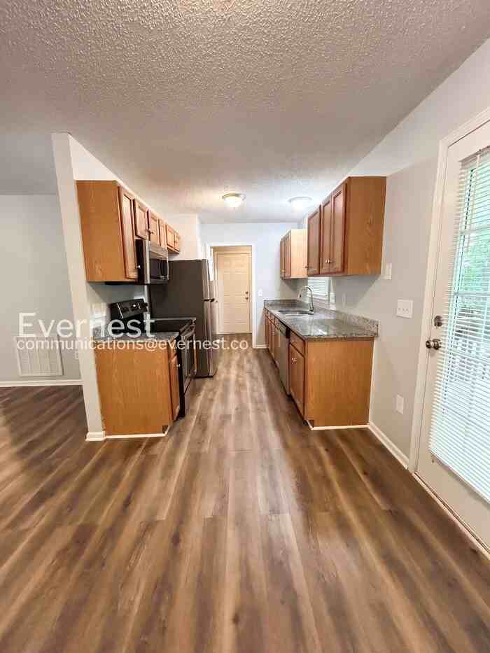 119 Creek Branch Dr - Photo 4 of 19