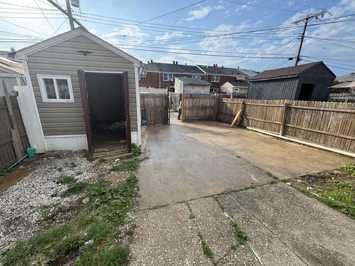 7899 Saint Bridget Ln - Photo 4 of 17