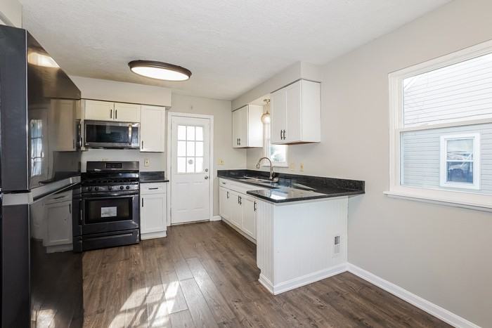 26900 Zeman Ave - Photo 5 of 15