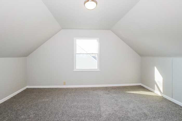 26900 Zeman Ave - Photo 7 of 15