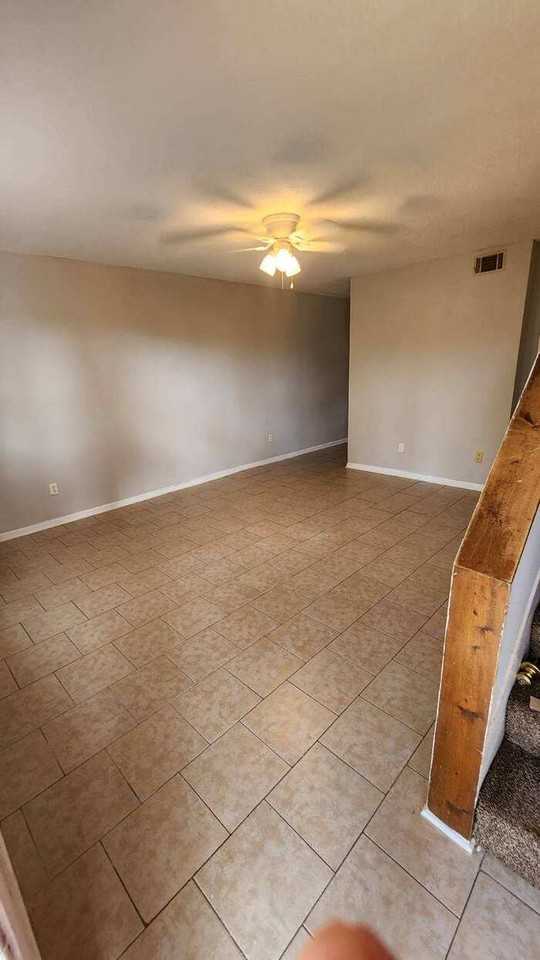 123 Bradleyville Rd - Photo 3 of 7