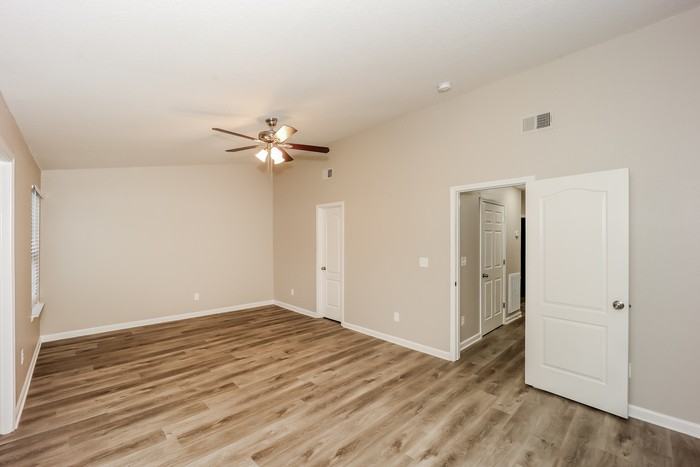 2835 Windsor Forrest Ct - Photo 5 of 16