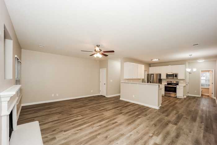 2835 Windsor Forrest Ct - Photo 6 of 16