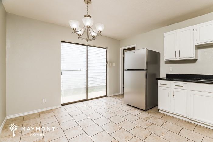 10023 Amber Field Dr - Photo 7 of 16