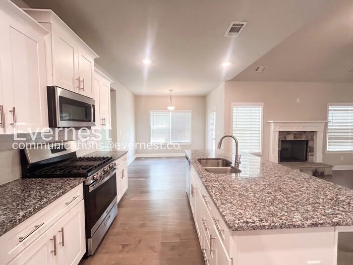 8395 Loch Lomand Ln #28 - Photo 7 of 26