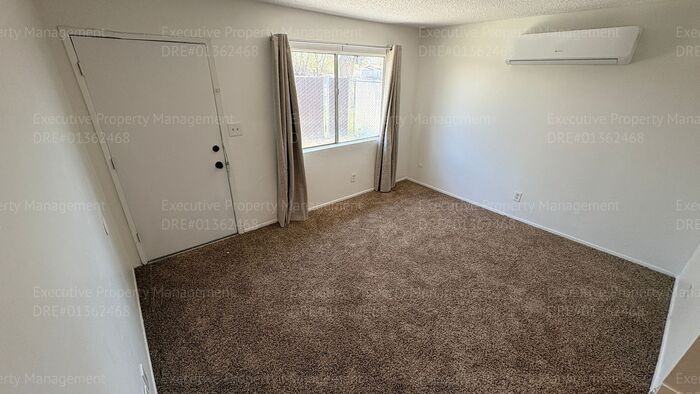 605 8th St #C - Photo 3 of 19