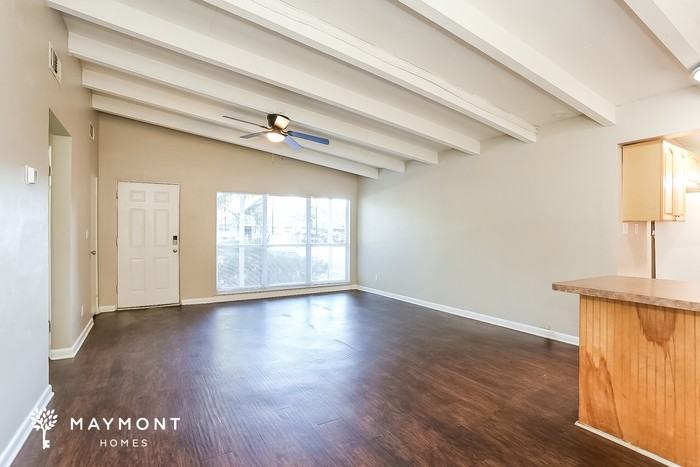 6311 Sprinkle Dr N - Photo 3 of 12