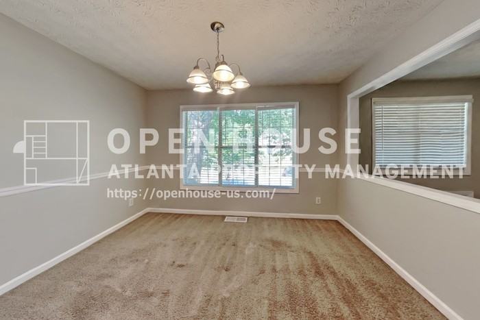 3945 Piper Glen Dr - Photo 7 of 21