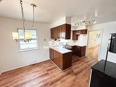 3720 Quebec Ave S - Photo 6 of 31