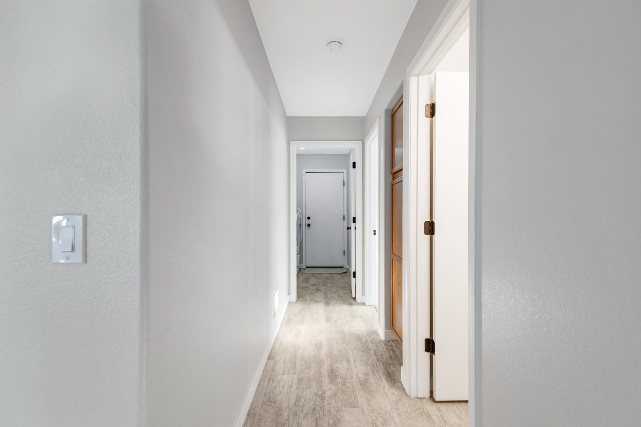 3914 E Rosemonte Dr #NA - Photo 5 of 27