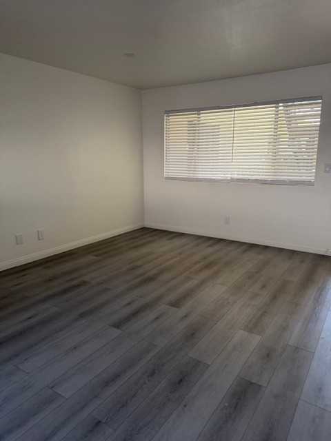 711 Claraday St #A - Photo 5 of 10
