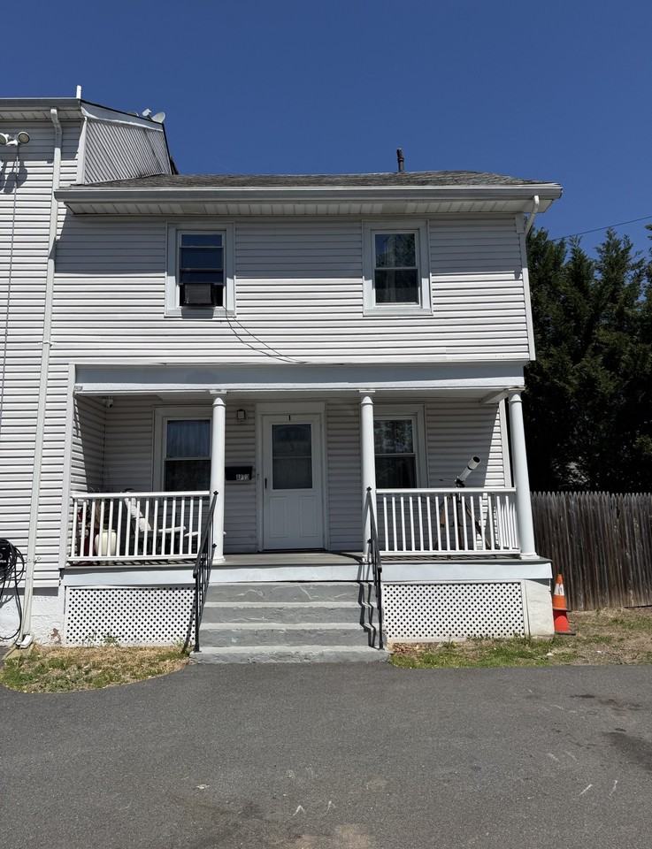 52 Marlborough Ave #3 - Photo 2 of 22