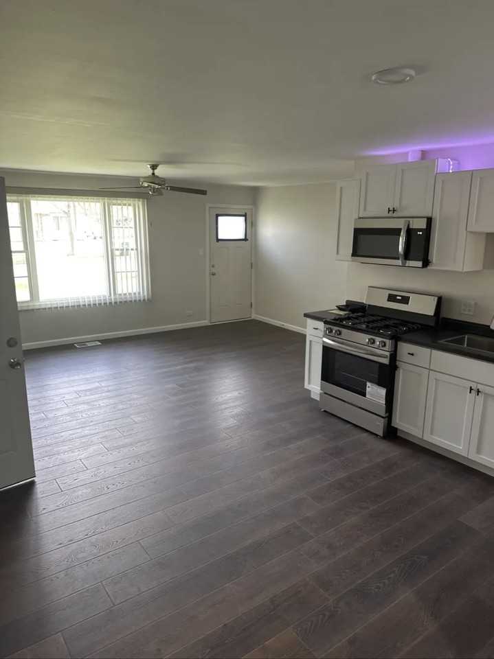 2310 Saint James St #NA - Photo 4 of 13