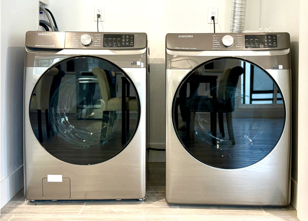 1597 W 37th St #1 - Photo 5 of 12