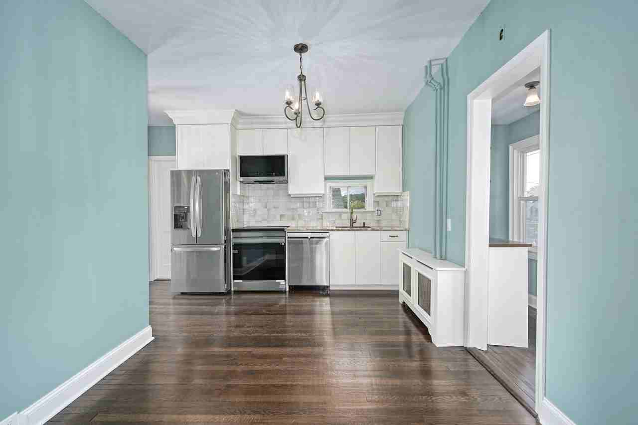 1097 Boston Post Rd #1 - Photo 4 of 15