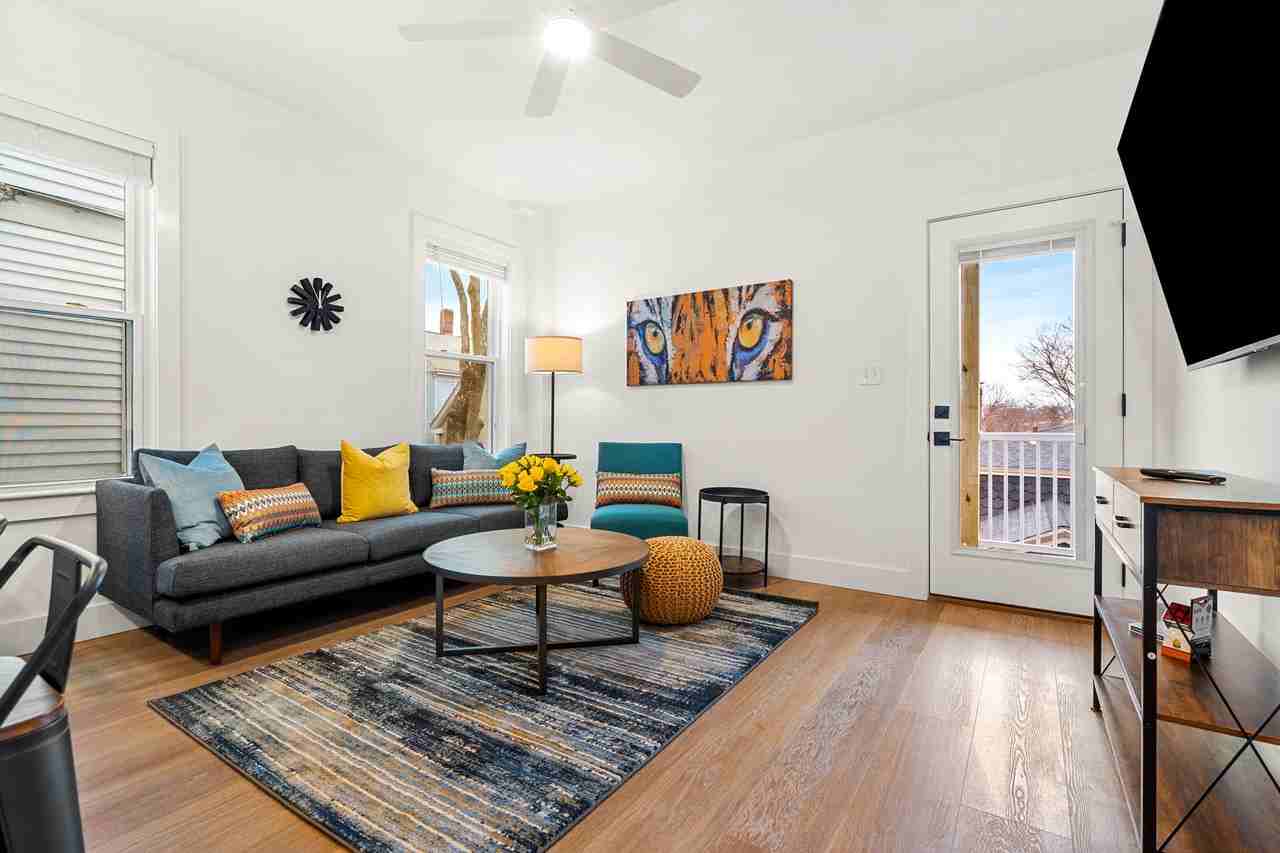 90 Forbes St #6 - Photo 5 of 16