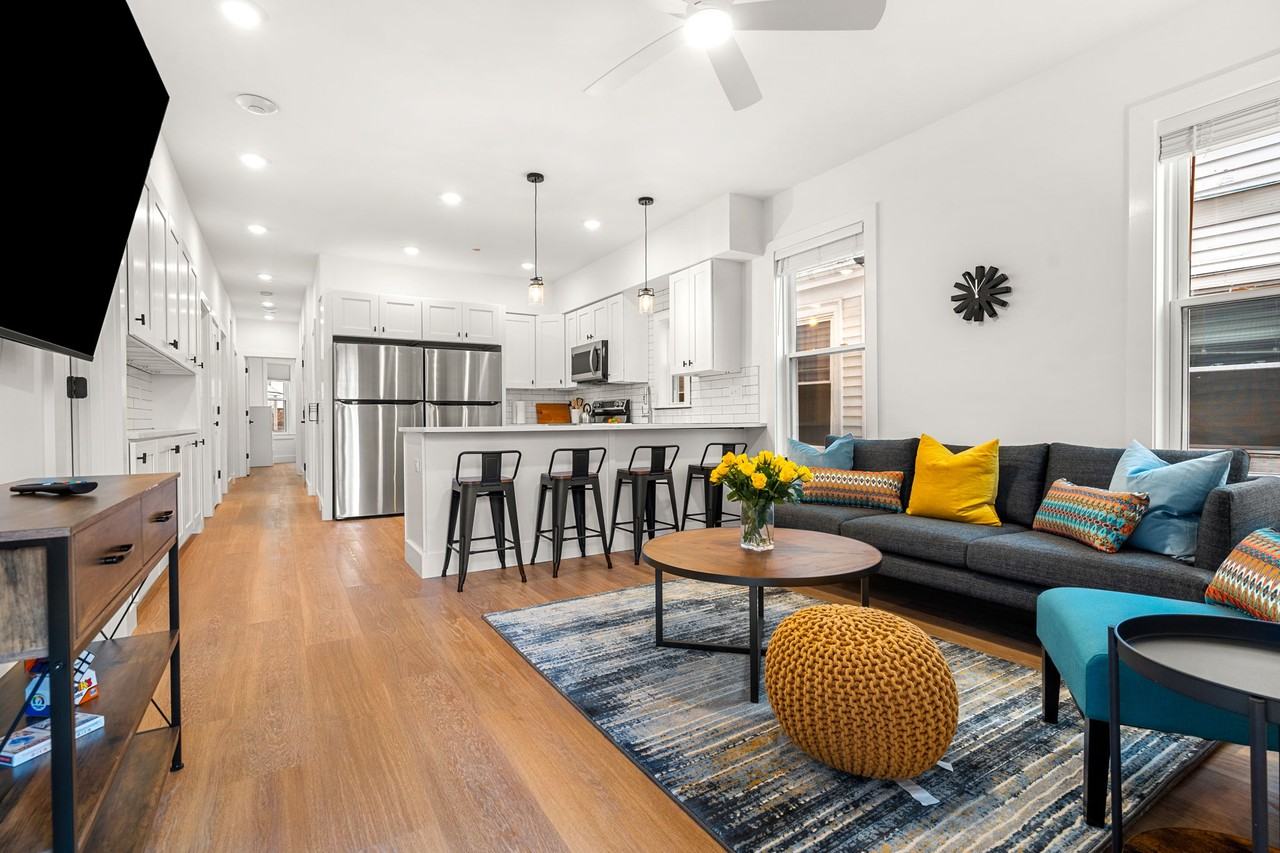 90 Forbes St #6 - Photo 7 of 16
