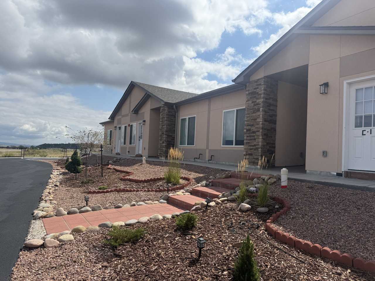 1744 Mariposa Rd #NA - Photo 4 of 17
