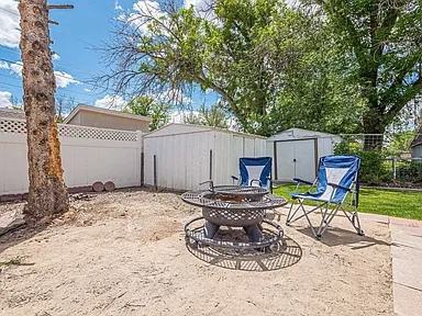 2233 Hall Ave #C - Photo 4 of 17