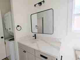 1215 Sw Othello St #B - Photo 1 of 1